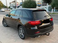 Usado Mercedes GLC220 194 CV (142 kW) 2019 Negro SUV