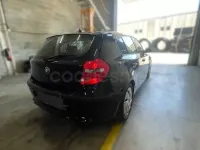 Usado BMW 116 Comfort Edition 122 CV (89 kW) 2009 Negro Utilitario