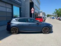 Usado Cupra Leon VZ 245 CV (180 kW) 2022 Azul Berlina