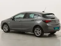 Usado Opel Astra Elegance 122 CV (89 kW) 2021