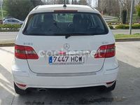 Usado Mercedes B180 109 CV (80 kW) 2011 Blanco Monovolumen