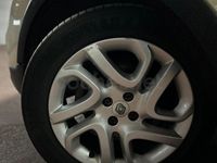 Usado Renault Captur Zen 120 CV (88 kW) 2014 Beige SUV