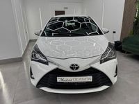Usado Toyota Yaris Active 111 CV (81 kW) 2018 Blanco Berlina