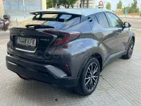 Usado Toyota C-HR Plus 122 CV (89 kW) 2017 Gris / plata SUV
