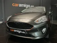 Usado Ford Fiesta Trend 86 CV (63 kW) 2018 Gris / plata Utilitario