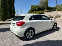 Usado Mercedes A180 Urban 109 CV (80 kW) 2014 Blanco Utilitario