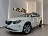 Käytetty Volvo XC60 Momentum 150 HP (110 kW) 2015 Valkoinen Katumaasturi