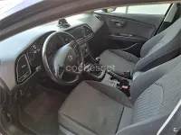 Usado Seat Leon ST Style 105 CV (77 kW) 2015 Negro Familiar
