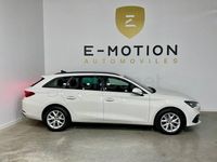 Usado Seat Leon Style 115 CV (84 kW) 2022 Blanco Familiar