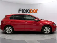 Usado VW Golf VII Life 150 CV (110 kW) 2021 Rojo Utilitario