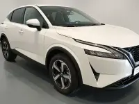 Usado Nissan Qashqai N-Connecta 158 CV (116 kW) 2023 Sapporo white (sólido) SUV