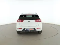 Usado Kia Niro 141 CV (103 kW) 2016 Blanco SUV