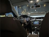 Usado Skoda Superb Active 140 CV (102 kW) 2014 Gris / plata Familiar