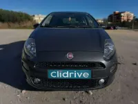 Usado Fiat Punto Young 69 CV (50 kW) 2013 Gris Utilitario