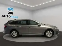 Usado Skoda Octavia Ambition 150 CV (110 kW) 2023 Gris Familiar