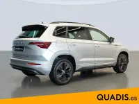Usado Skoda Karoq SportLine 150 CV (110 kW) 2025 Gris plata SUV