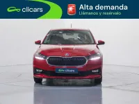 Usado Skoda Fabia 95 CV (69 kW) 2022 Rojo Utilitario