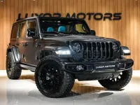 Usado Jeep Wrangler Sahara 381 CV (280 kW) 2023 Gris / plata SUV