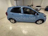 Usado Kia Picanto 67 CV (49 kW) 2020 Azul Utilitario