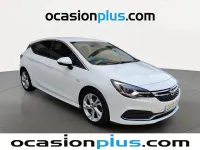 Usado Opel Astra Dynamic 160 CV (117 kW) 2017 Blanco Utilitario