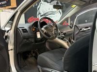 Usado Toyota Auris Active 90 CV (66 kW) 2009 Gris Utilitario