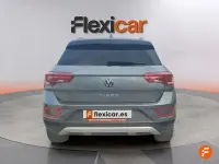Usado VW T-Roc Advance 150 CV (110 kW) 2022 Gris SUV