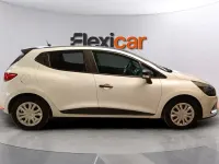 Usado Renault Clio IV Business 75 CV (55 kW) 2017 Blanco Berlina