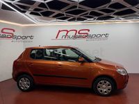 Usado Skoda Fabia 70 CV (51 kW) 2007 Naranja Berlina
