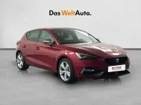 Usado Seat Leon FR 116 CV (85 kW) 2025 Rojo Berlina