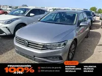Usado VW Passat Business 122 CV (89 kW) 2021 Plateado Berlina
