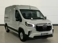 Usado Maxus eDeliver 9 150 kW (204 HP) 2024 Branco Van