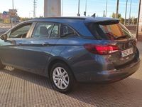 Usado Opel Astra Business 136 CV (100 kW) 2017 Azul Familiar
