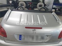 Usado Peugeot 206 CC 138 CV (101 kW) 2005 Gris / plata Descapotable