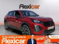 Usado Peugeot 2008 Active 100 CV (73 kW) 2023 Rojo SUV