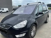 Usado Ford Galaxy Trend 140 CV (102 kW) 2013 Negro Monovolumen
