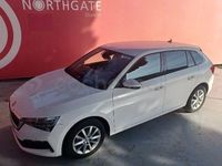 Usado Skoda Scala 95 CV (69 kW) 2022 Blanco Utilitario