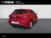 Usado Seat Ibiza Style 75 CV (55 kW) 2018 Rojo Utilitario