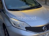 Usado Nissan Note Acenta 80 CV (58 kW) 2015 Gris / plata Utilitario