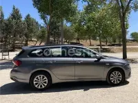 Usado Fiat Tipo Easy 95 CV (69 kW) 2017 Gris / plata Familiar
