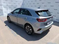 Usado Kia Ceed 101 CV (74 kW) 2024 Gris Utilitario