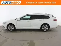 Używany Opel Insignia Selective 136 KM (100 kW) 2018 Biały Kombi