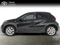 Usado Toyota Aygo X Play 72 CV (52 kW) 2025 Negro SUV