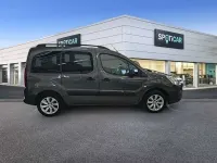 Usado Peugeot TePee Outdoor 120 CV (88 kW) 2017 Marrón Van