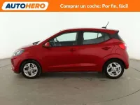 Usado Hyundai i10 67 CV (49 kW) 2021 Rojo Utilitario