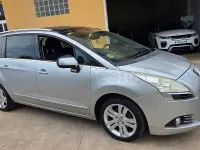Usado Peugeot 5008 Sport 112 CV (82 kW) 2010 Azul Monovolumen