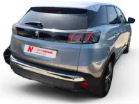 Usado Peugeot 3008 Allure 131 CV (96 kW) 2024 Gris SUV