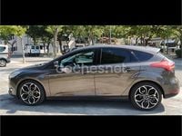 Usado Ford Focus Trend 125 CV (91 kW) 2016 Marrón Berlina