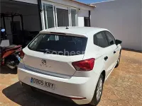 Usado Seat Ibiza Reference 80 CV (58 kW) 2018 Blanco Utilitario