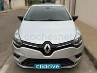 Usado Renault Clio IV Zen 90 CV (66 kW) 2019 Gris / plata Berlina