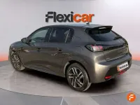 Usado Peugeot 208 Allure 101 CV (74 kW) 2023 Gris Utilitario